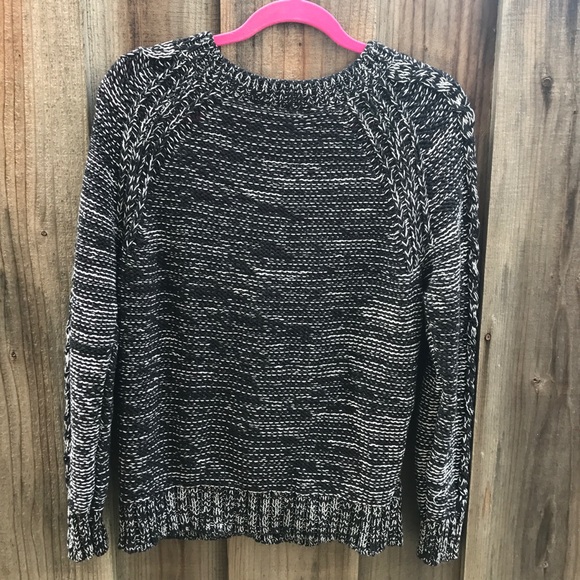Gap Cable Knit Sweater - Picture 3 of 3